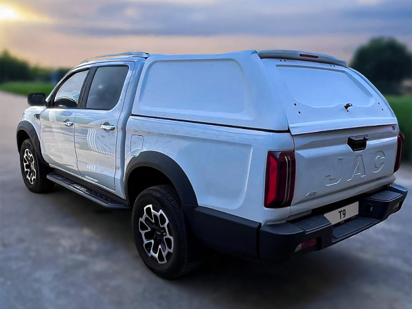 
            Внутренние разногласия. Мы сравнили дизельный и бензиновый JAC T9
        