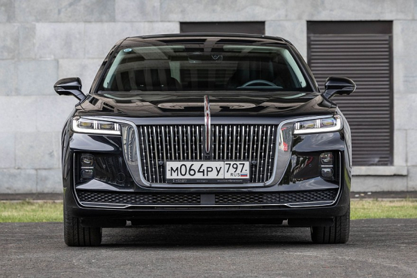 Делюкс без вариантов: тест-драйв Hongqi H9