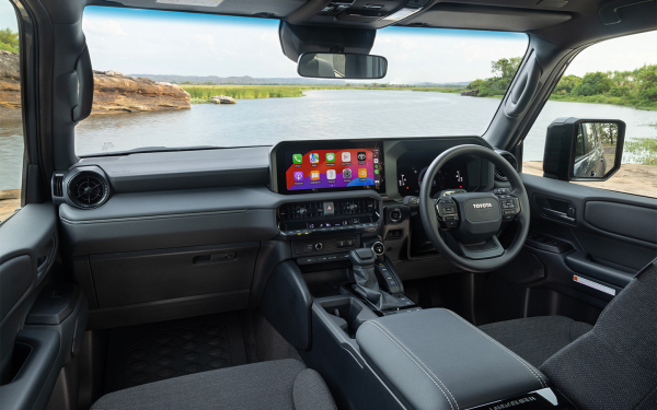 
            Запрет «правого руля», последствия «утиля» и новый BMW X5. Итоги недели
        