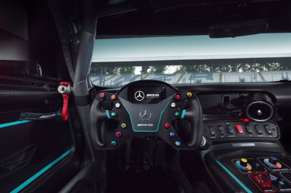 Представлено трековое купе Mercedes-AMG GT2 Edition W16 — технические характеристики, фото, роль Андреа Кими Антонелли