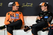 Иск Макларена к чемпиону IndyCar Алексу Палоу: гонщик утверждает, что Зак Браун его обманул