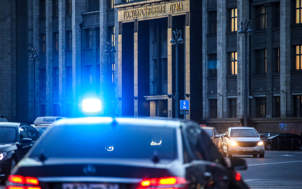 
            Рост цен, пошлины и новые штрафы. Об этом важно знать водителям в ноябре
        