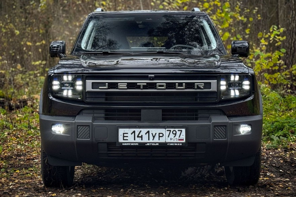 Меньше бутафории, больше смысла: тест-драйв Jetour T1