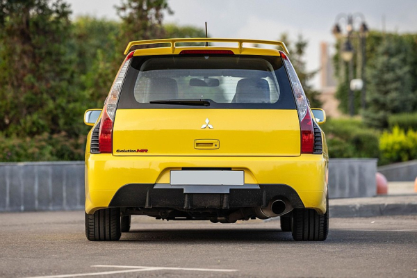 Сделай сам: опыт владения универсалом Mitsubishi Lancer Evolution IX Сделай сам: опыт владения универсалом Mitsubishi Lancer Evolution IX