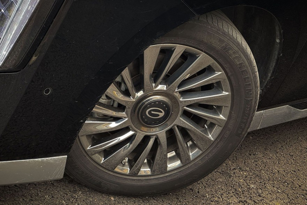 Световое шоу и режим SPA: тест-драйв GAC M8 Световое шоу и режим SPA: тест-драйв GAC M8