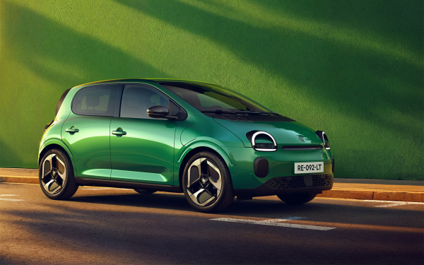 
            Возвращение к классическому дизайну. Чего ждать от Audi, BMW и Mercedes
        