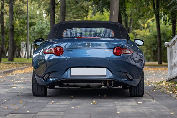 Задний привод, полтора литра и DVD-проигрыватель: опыт владения Mazda Roadster IV (ND) Задний привод, полтора литра и DVD-проигрыватель: опыт владения Mazda Roadster IV (ND)