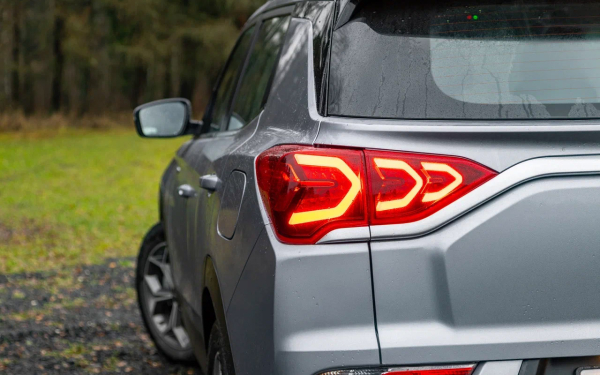 Проще не значит хуже. Мы испытали корейский кроссовер KGM Korando
Проще не значит хуже. Мы испытали корейский кроссовер KGM Korando