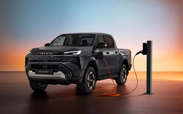 Дефицит иномарок, рейтинг автошкол и россыпь новинок. Итоги недели
Дефицит иномарок, рейтинг автошкол и россыпь новинок. Итоги недели