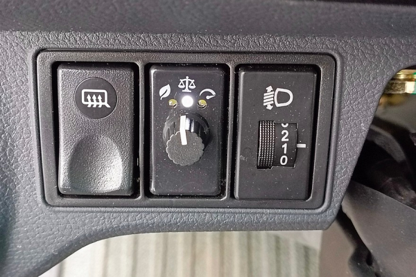 Чуть трясет, но очень радует: тест-драйв Sollers TR80