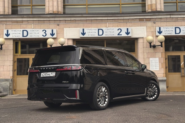 У нас есть премиальный минивэн дома: тест-драйв Voyah Dream У нас есть премиальный минивэн дома: тест-драйв Voyah Dream