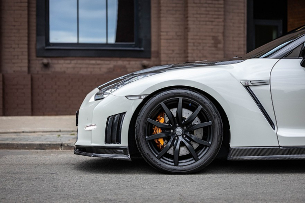 Четырехколесный мотоцикл: опыт владения Nissan GT-R R35 Четырехколесный мотоцикл: опыт владения Nissan GT-R R35