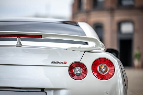 Четырехколесный мотоцикл: опыт владения Nissan GT-R R35 Четырехколесный мотоцикл: опыт владения Nissan GT-R R35